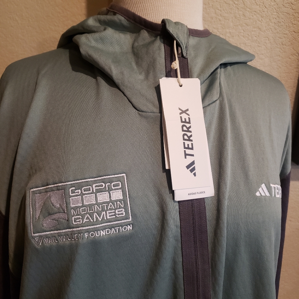 Adidas TERREX zip tech hoodie, 2XL - Picture 3 of 4